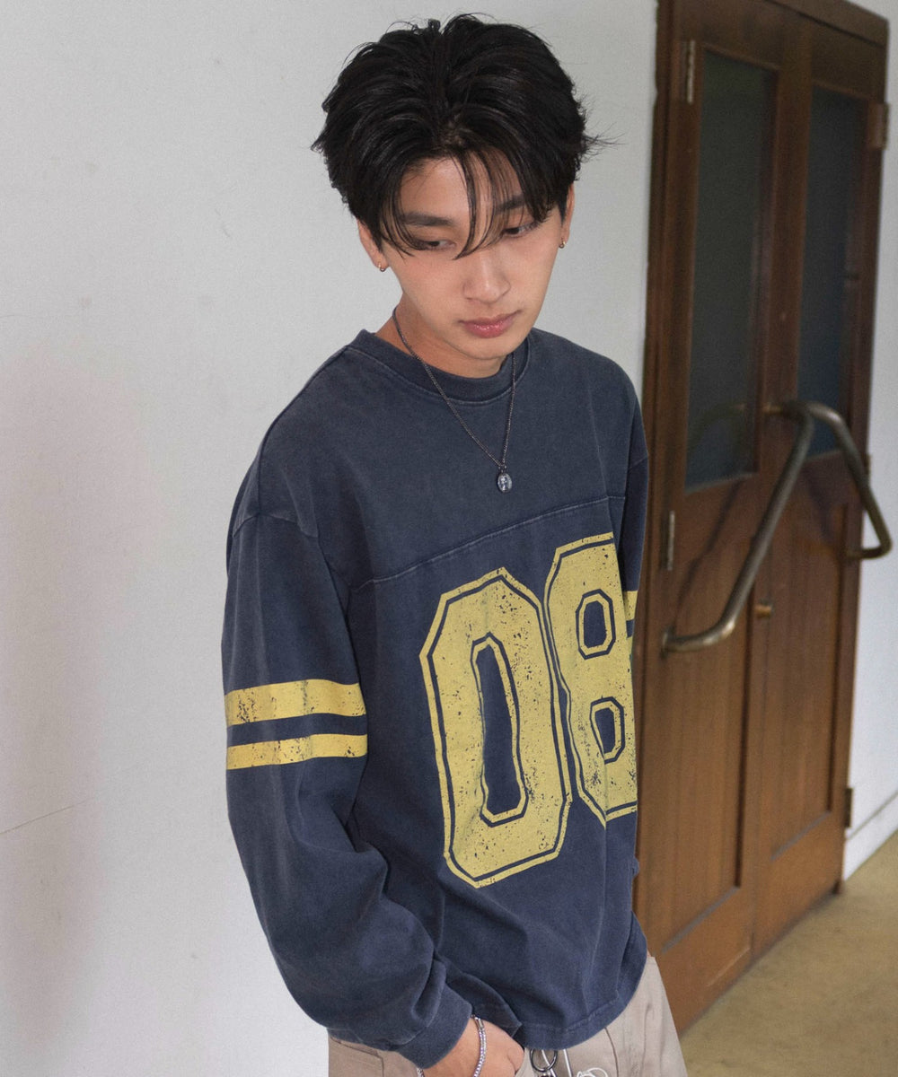 ネイビー　モデル：180cm L着用　