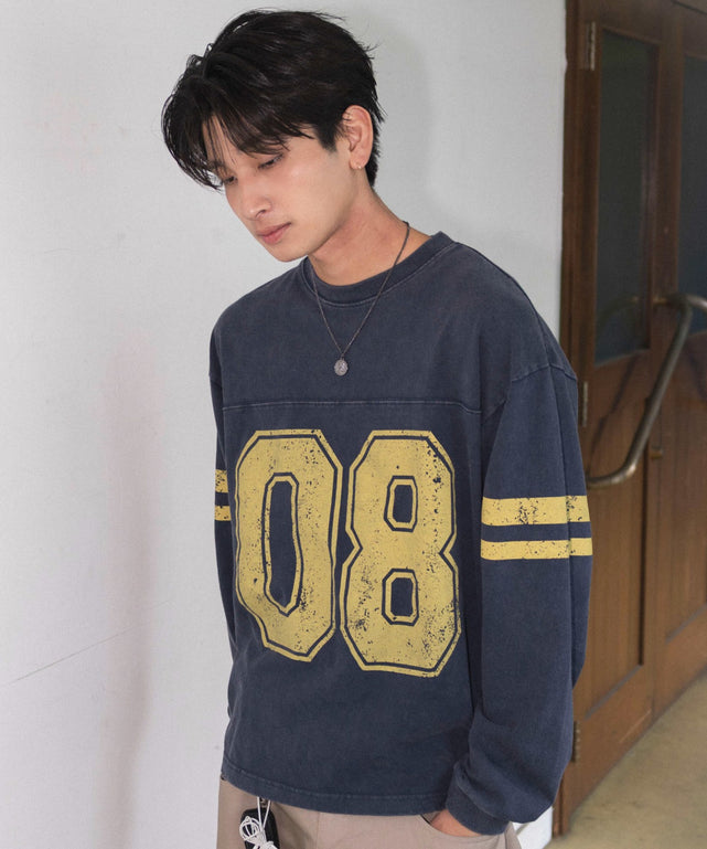 ネイビー　モデル：180cm L着用　