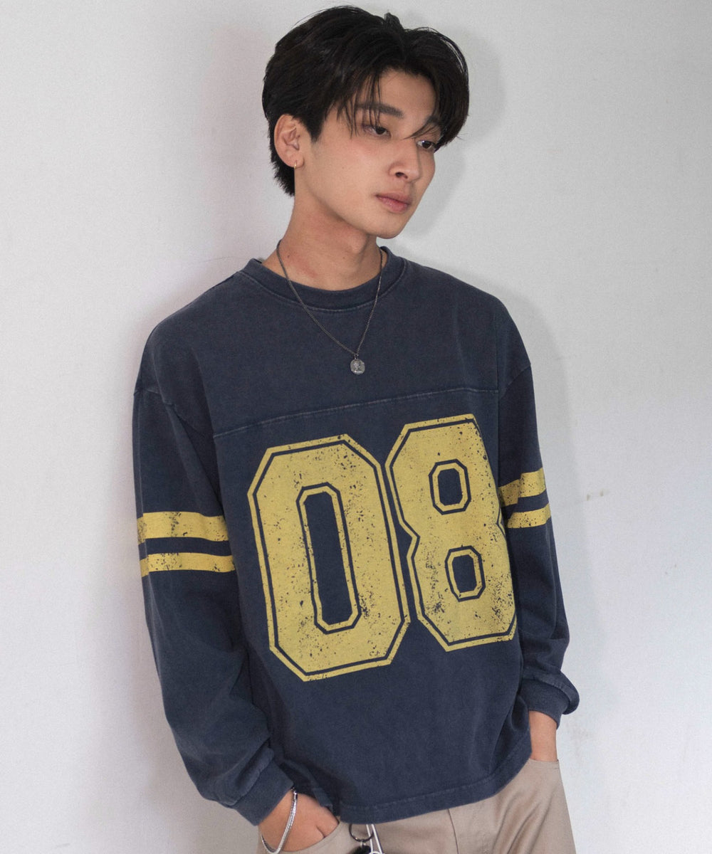 ネイビー　モデル：180cm L着用　