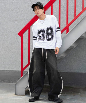 ホワイト　モデル：180cm L着用　