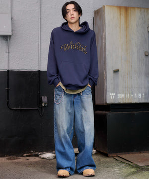 ネイビー モデル：175cm L着用