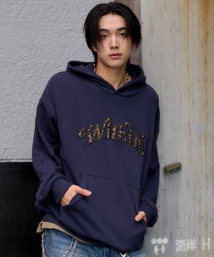 ネイビー モデル：175cm L着用