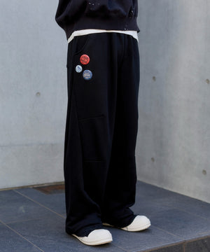 ブラック モデル：175cm L着用