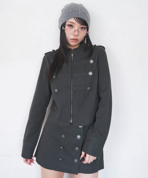 カーキ　モデル：159cm F着用