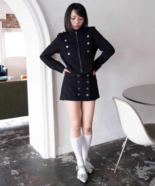 ブラック　モデル：159cm F着用