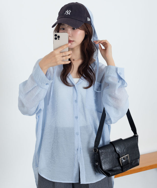 シアーフードシャツ/ブルー　モデル：165cm F着用