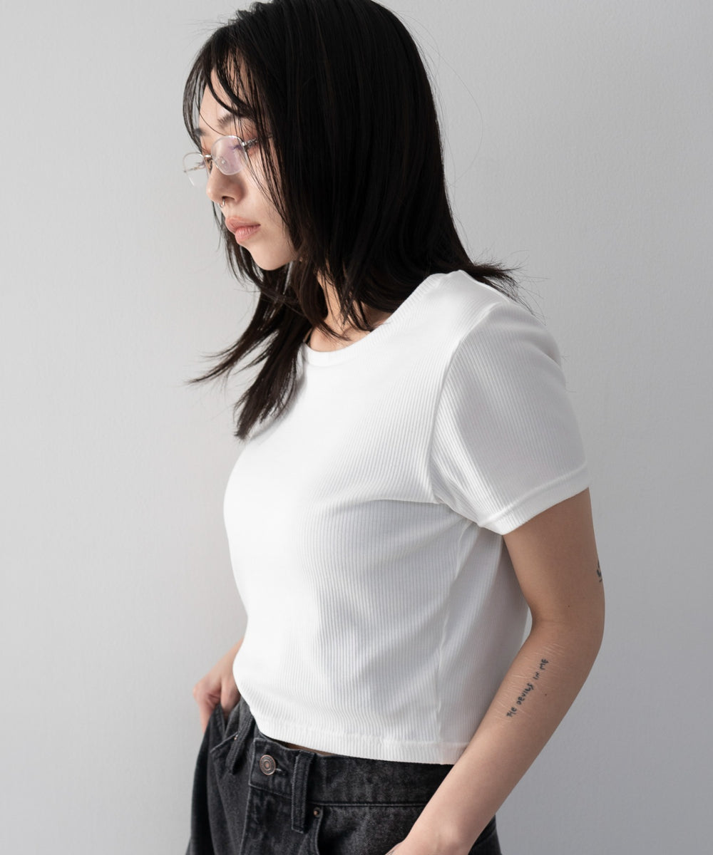 ホワイト モデル：159cm M着用