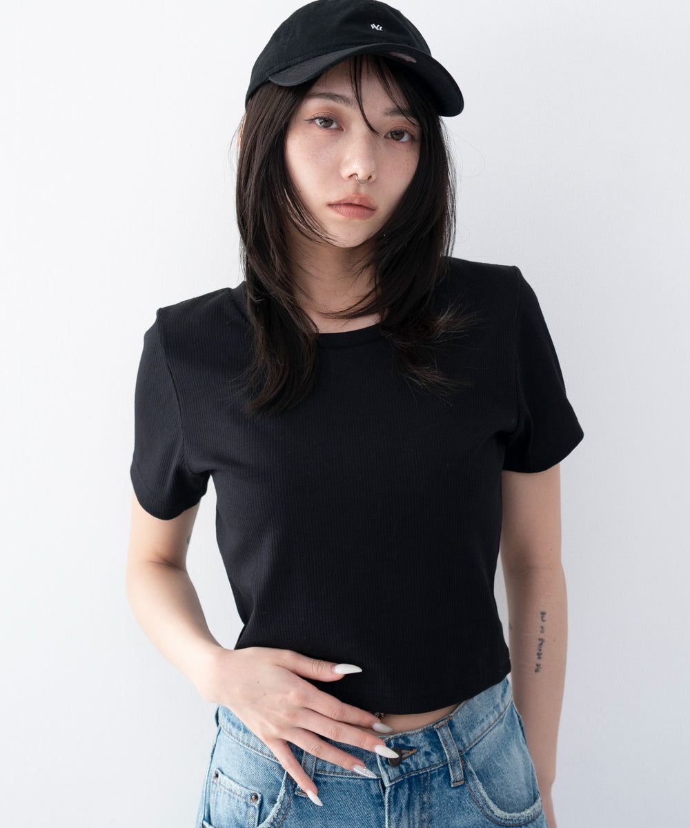 ブラック モデル：159cm M着用