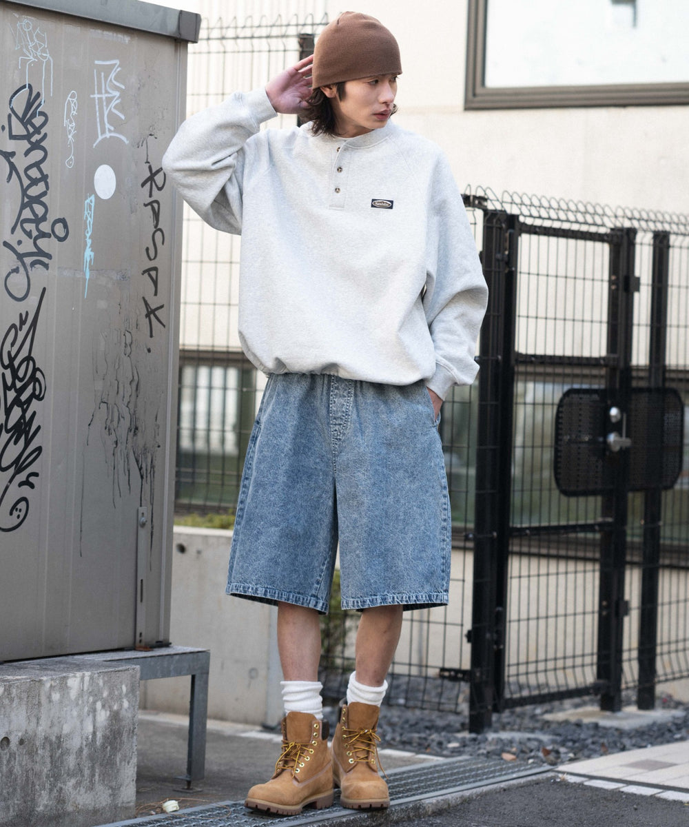 デニム淡加工 モデル：182cm L着用