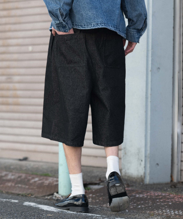 デニムブラック モデル：182cm L着用