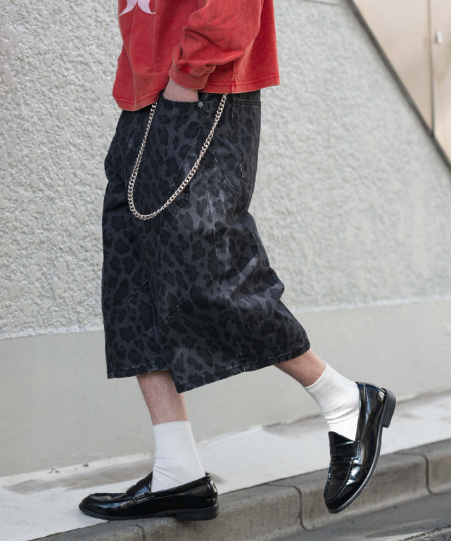 チェーン付きバルーンショーツ/柄2 モデル：182cm L着用