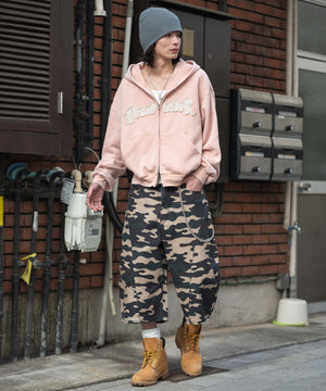 柄1 モデル：182cm L着用