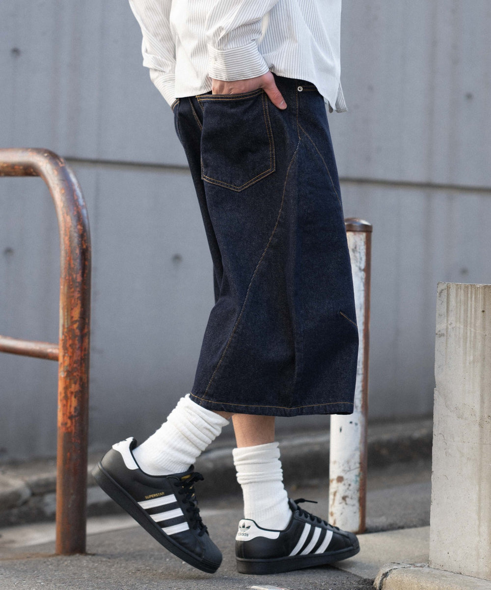 デニムインディゴ モデル：182cm L着用