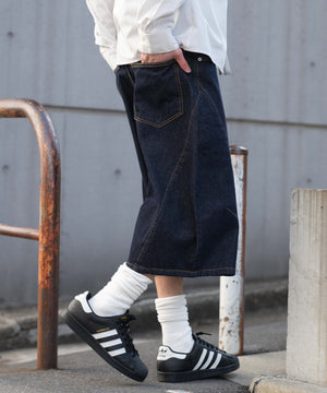 デニムインディゴ モデル：182cm L着用