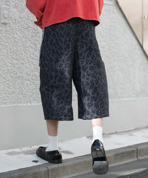 柄2 モデル：182cm L着用