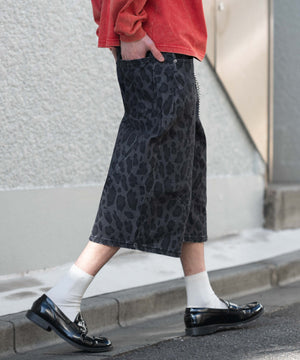 柄2 モデル：182cm L着用