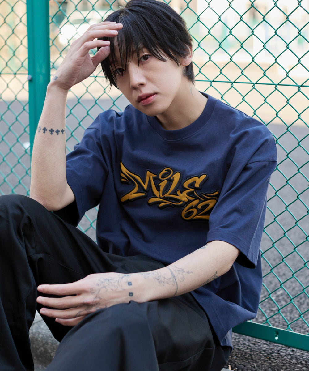 ネイビー モデル：175cm L着用