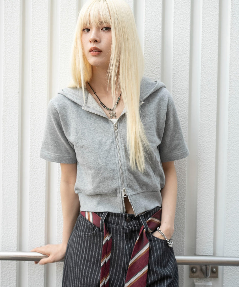 グレーソノタ　モデル：166cm F着用