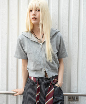 グレーソノタ　モデル：166cm F着用