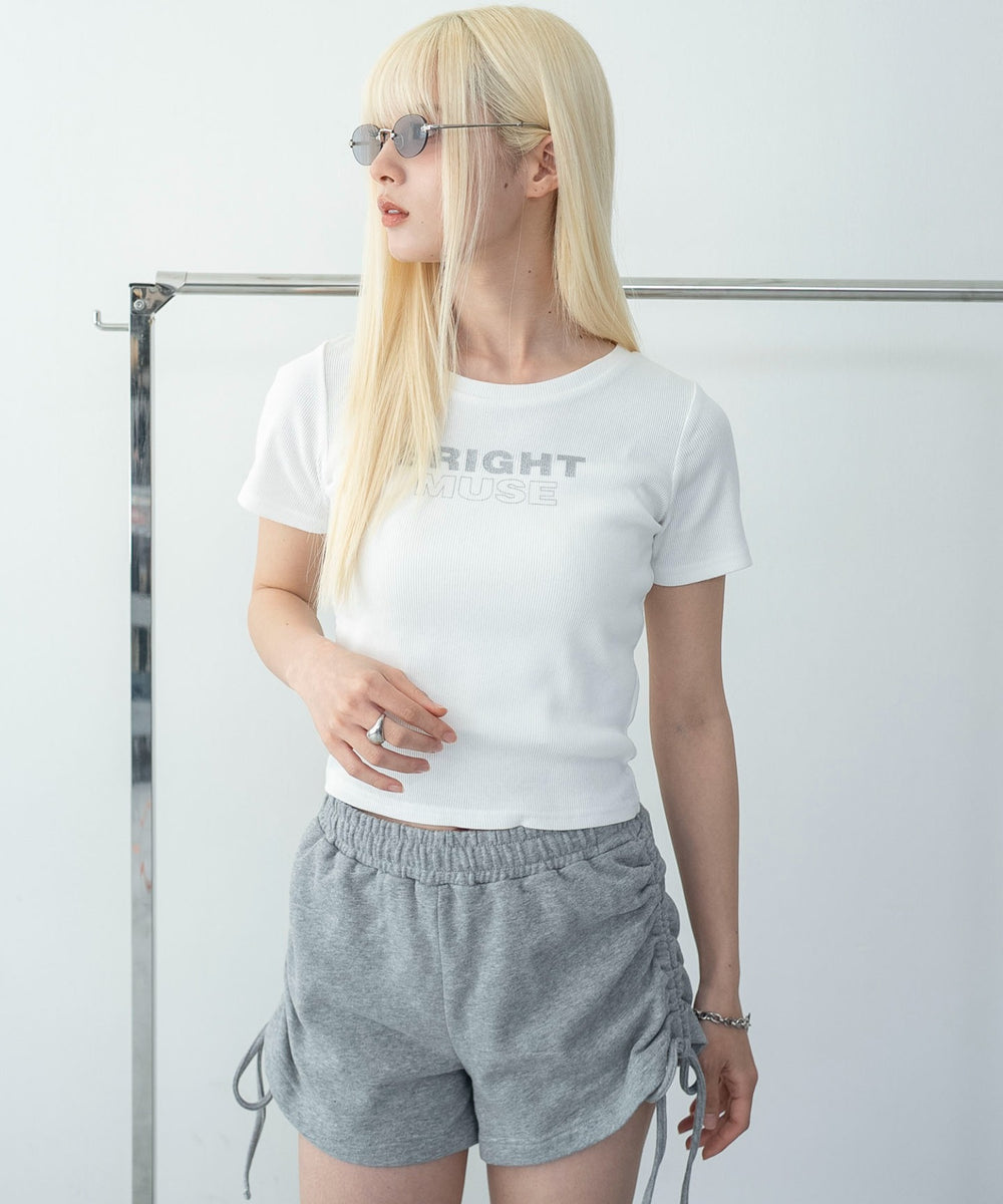 柄２　モデル：166cm F着用