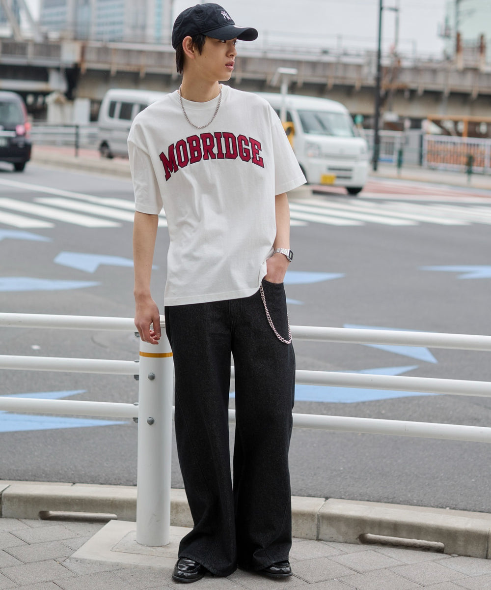 ホワイト モデル：181cm L着用