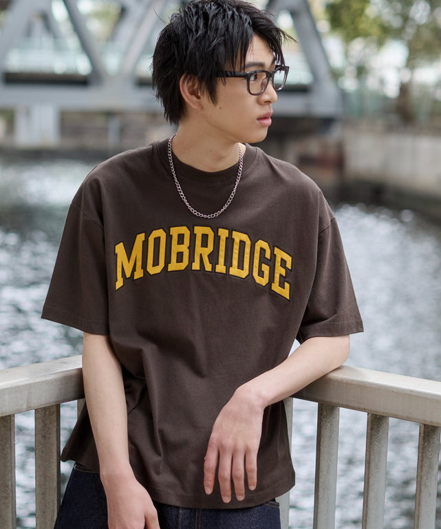 ブラウン モデル：181cm L着用