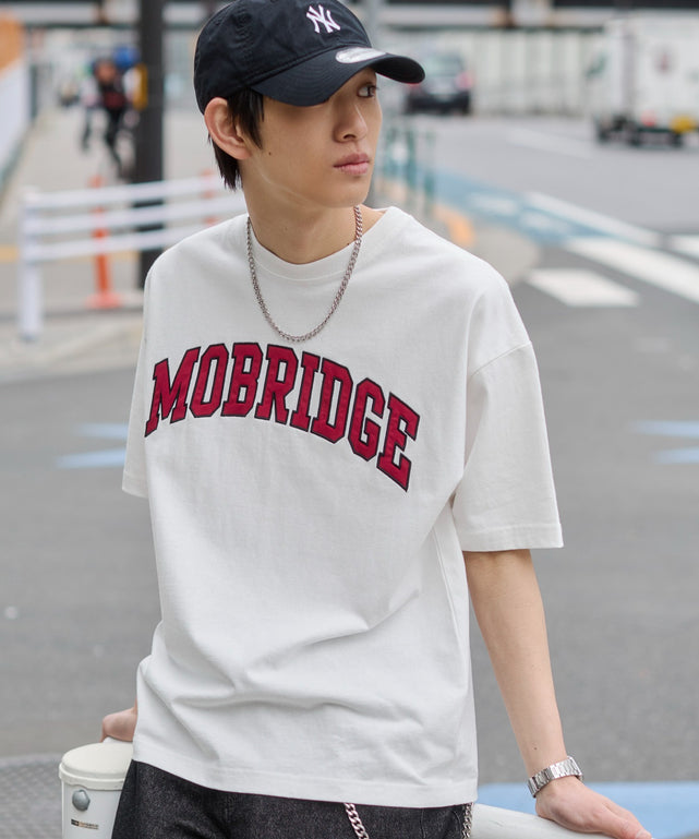 ホワイト モデル：181cm L着用