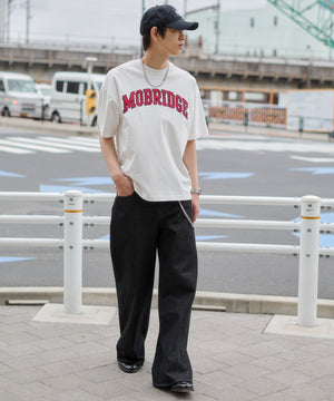 ホワイト モデル：181cm L着用