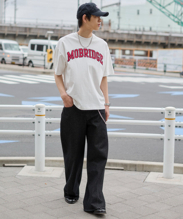 ホワイト モデル：181cm L着用