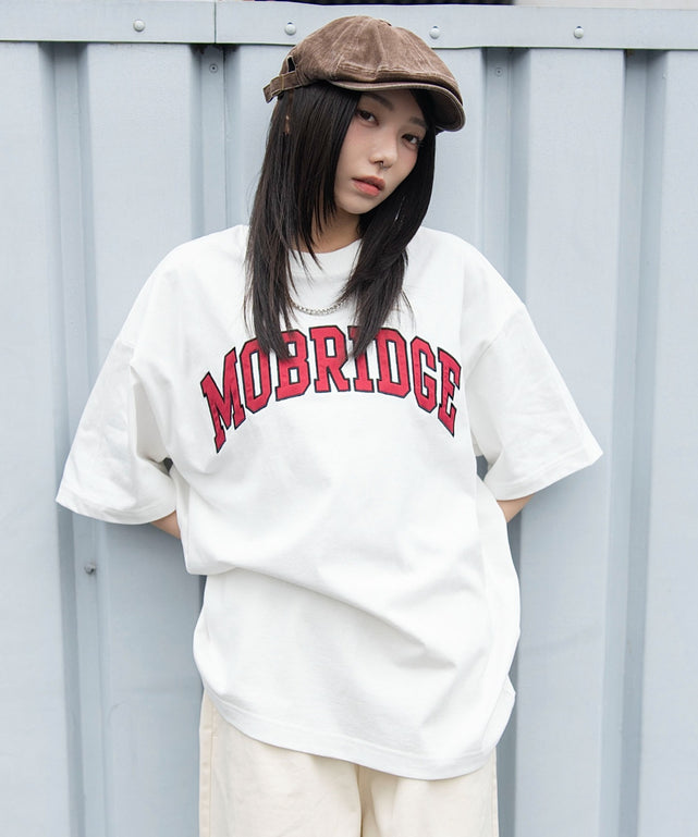 ホワイト　モデル：159cm L着用