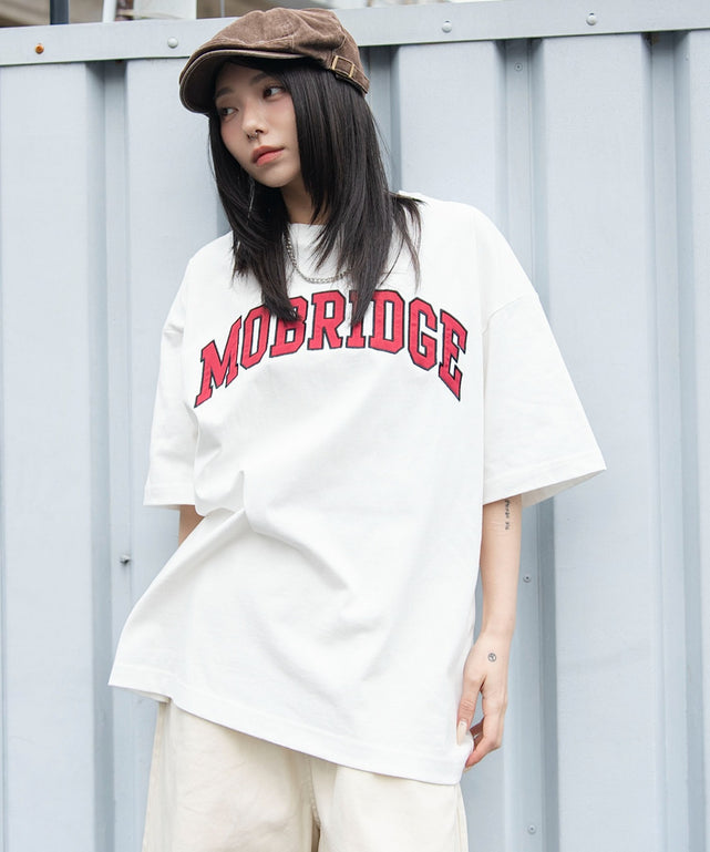 ホワイト　モデル：159cm L着用