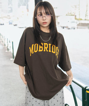 ブラウン　モデル：159cm L着用