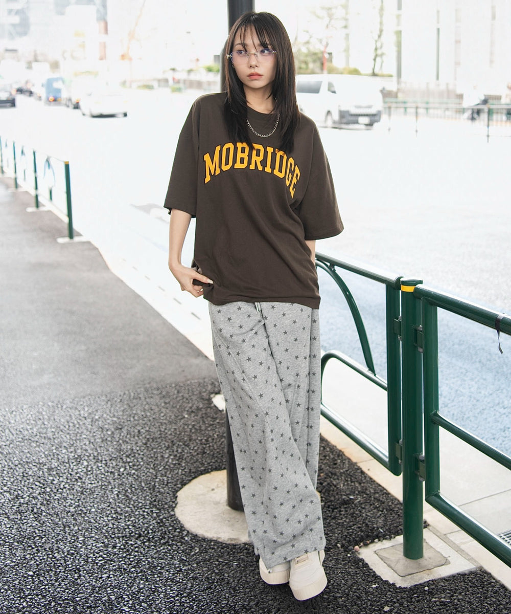 ブラウン　モデル：159cm L着用