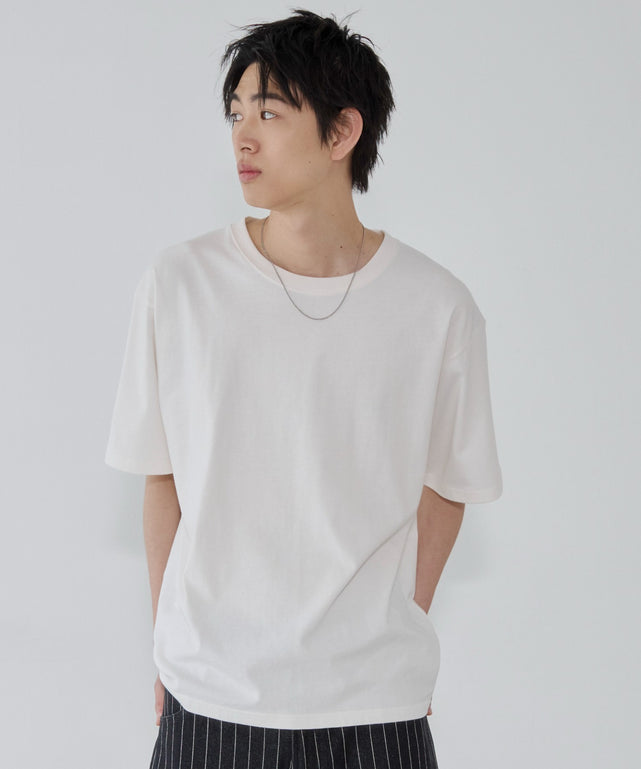 ホワイト モデル：181cm L着用