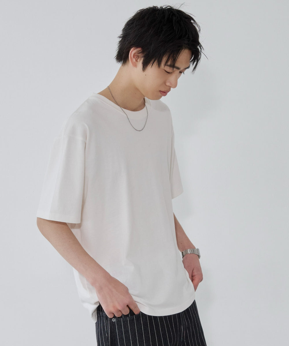 ホワイト モデル：181cm L着用