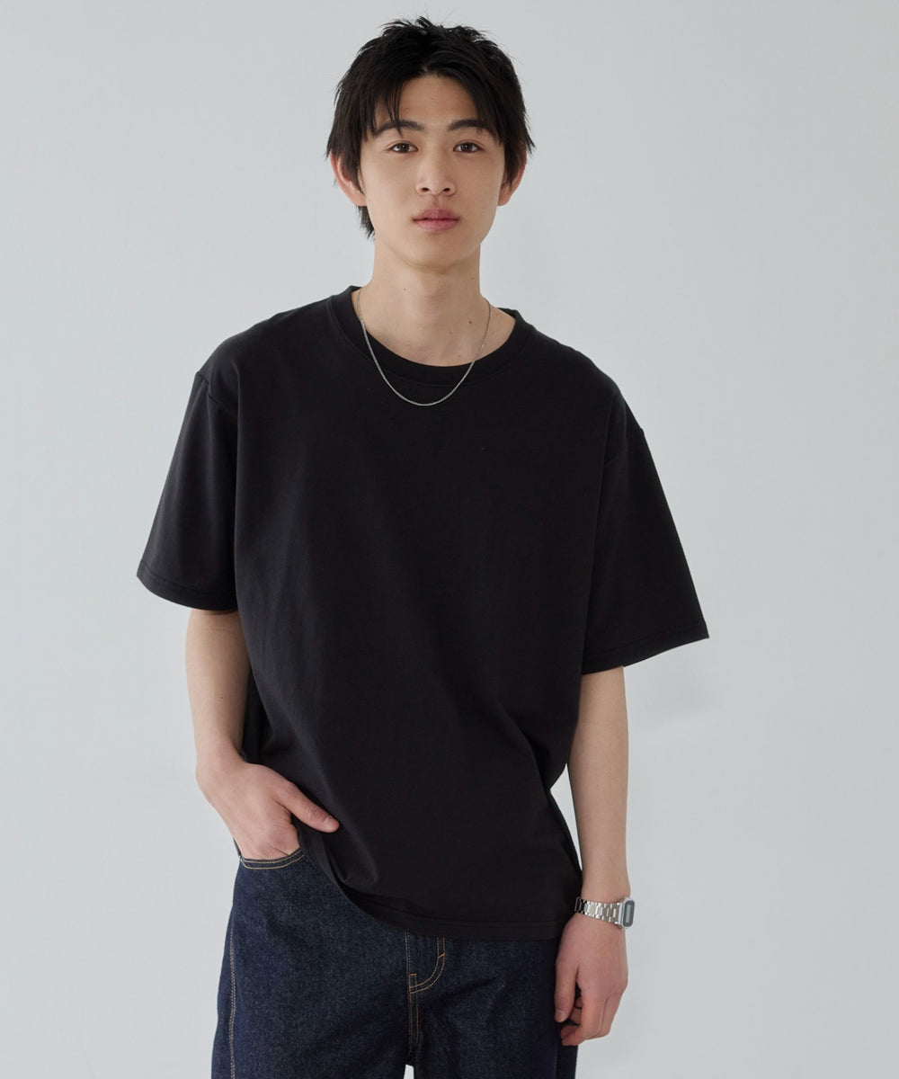 ブラック モデル：181cm L着用