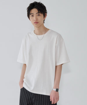 ホワイト モデル：181cm L着用