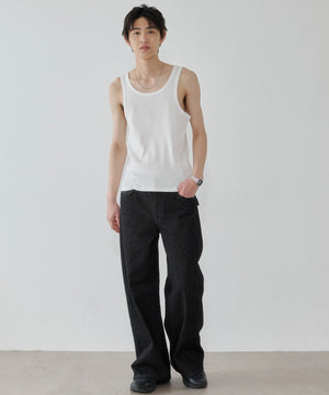 ホワイト モデル：181cm L着用