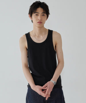 ブラック モデル：181cm L着用