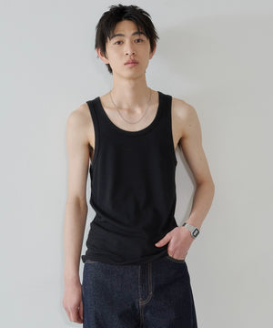 ブラック モデル：181cm L着用