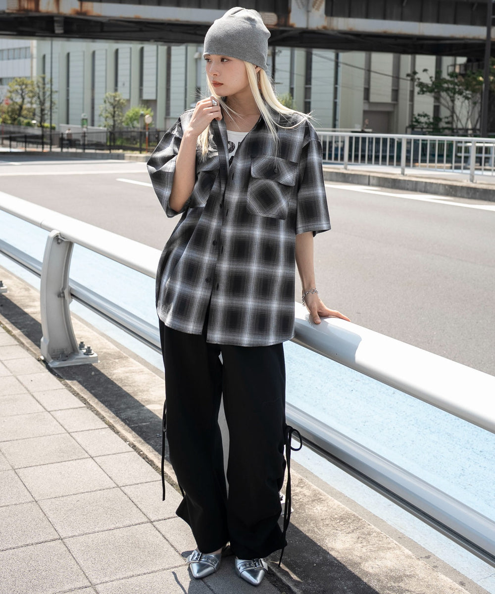 柄１　モデル：166cm M着用