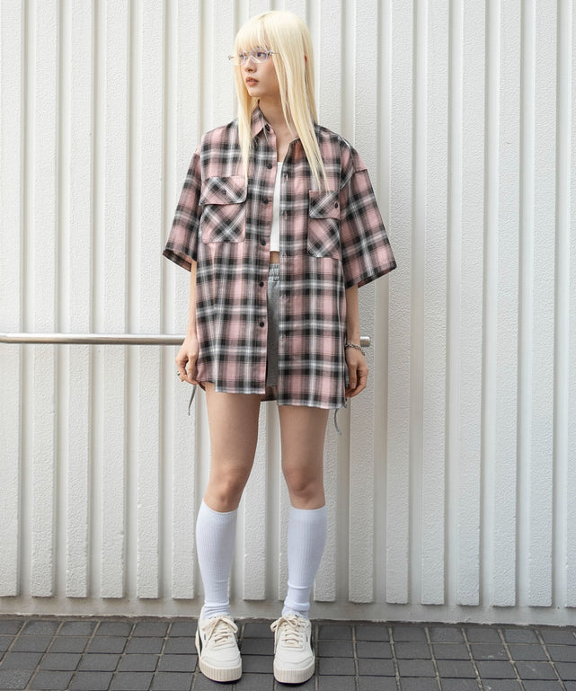 柄３　モデル：166cm M着用