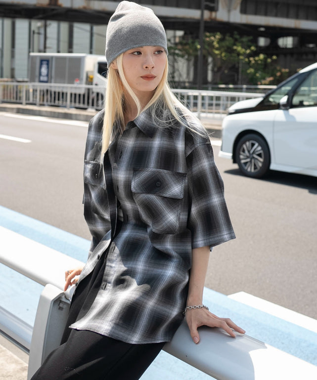 柄１　モデル：166cm M着用