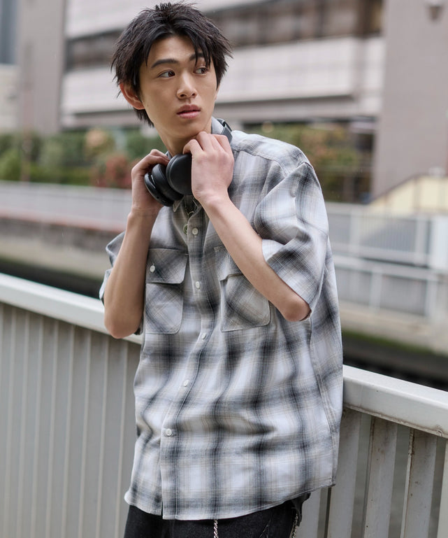 柄2 モデル：181cm L着用