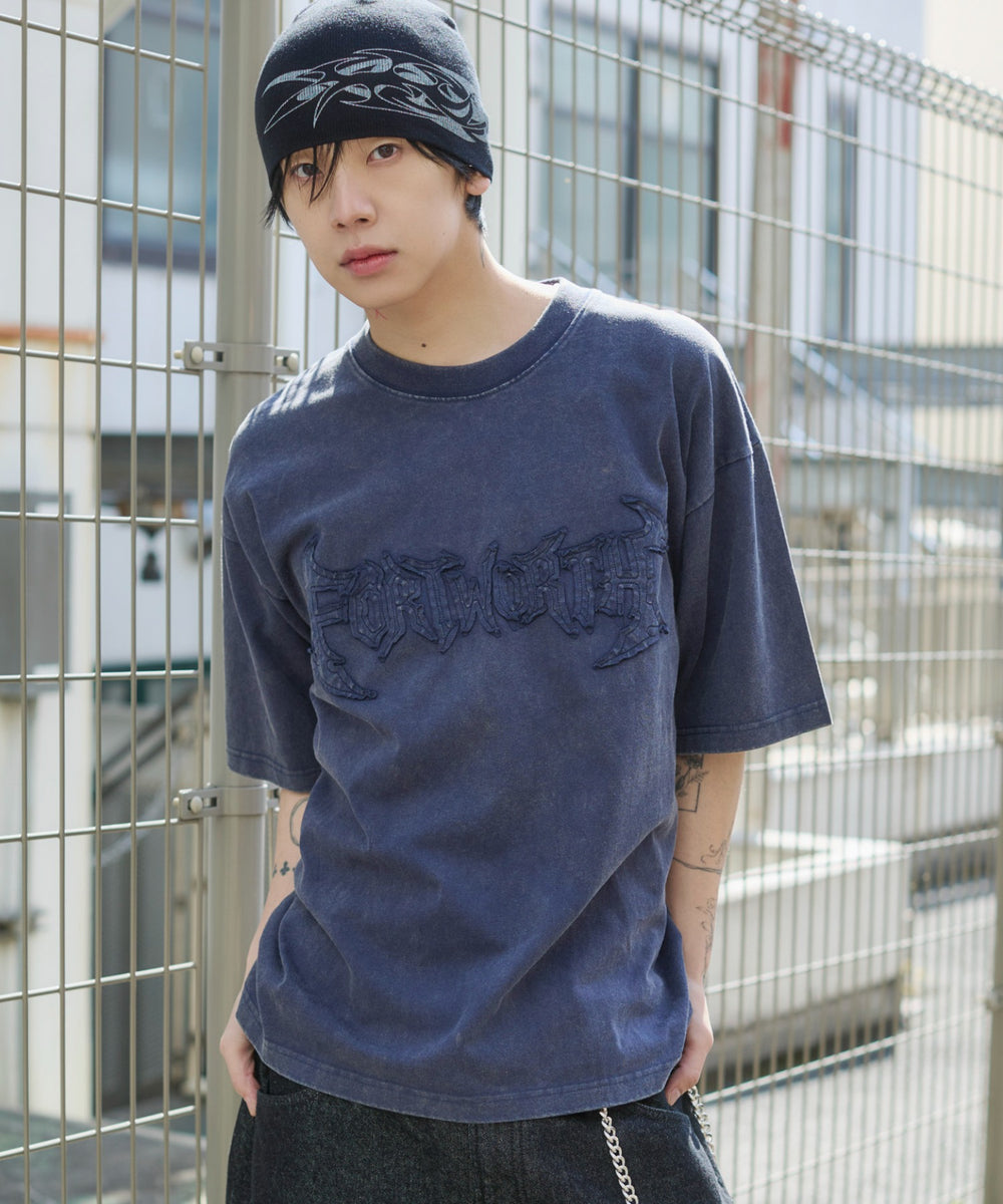 ネイビー モデル：175cm L着用