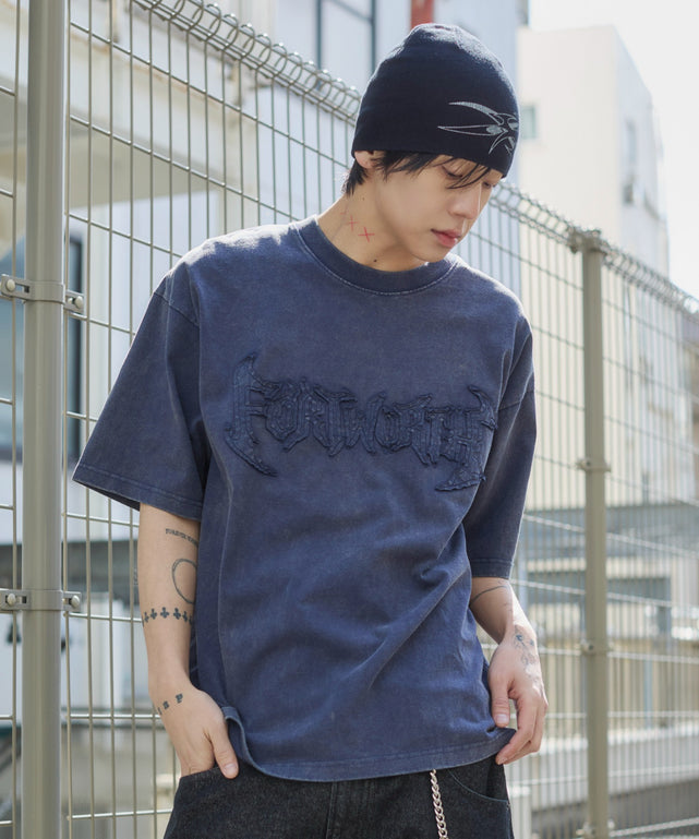 ネイビー モデル：175cm L着用