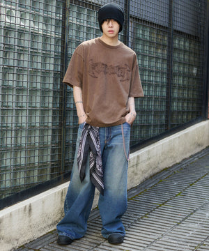 ブラウン モデル：175cm L着用