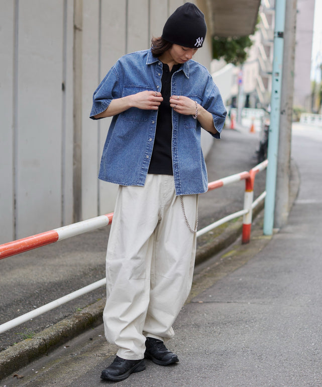 デニム淡加工 モデル：182cm L着用