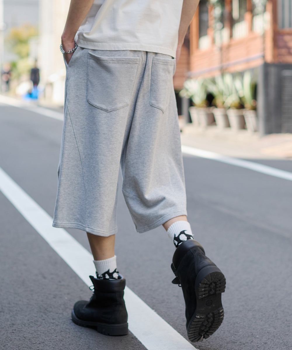 杢グレー モデル：182cm L着用