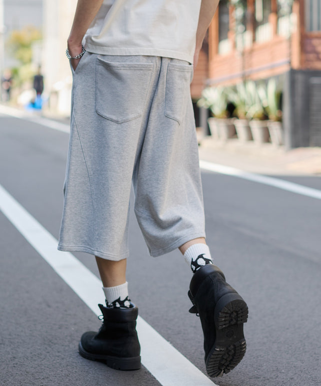 杢グレー モデル：182cm L着用